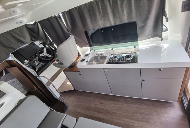 Beneteau Antares 11 Fly | Jean