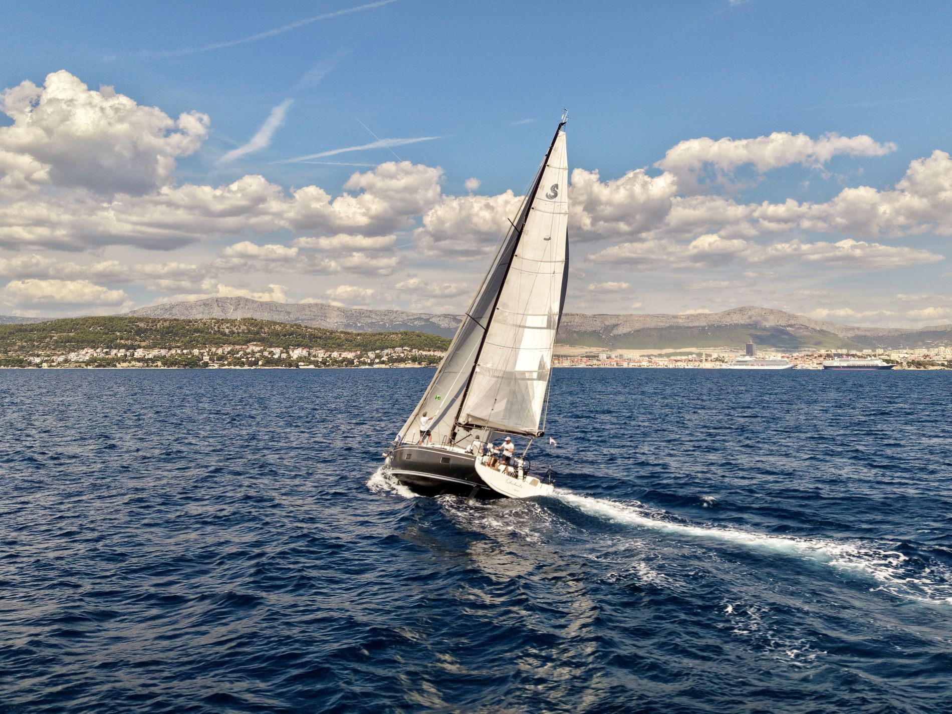 Beneteau First 44 | Checkmate