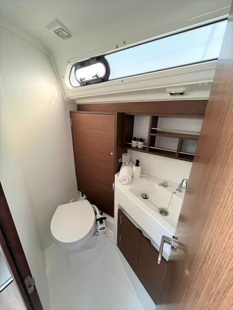 Beneteau Oceanis 34.1 | Rookie
