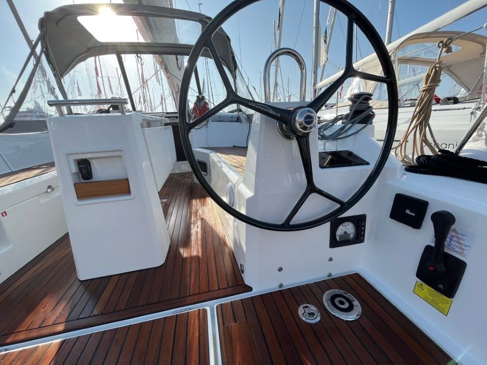 Beneteau Oceanis 34.1 | Rookie