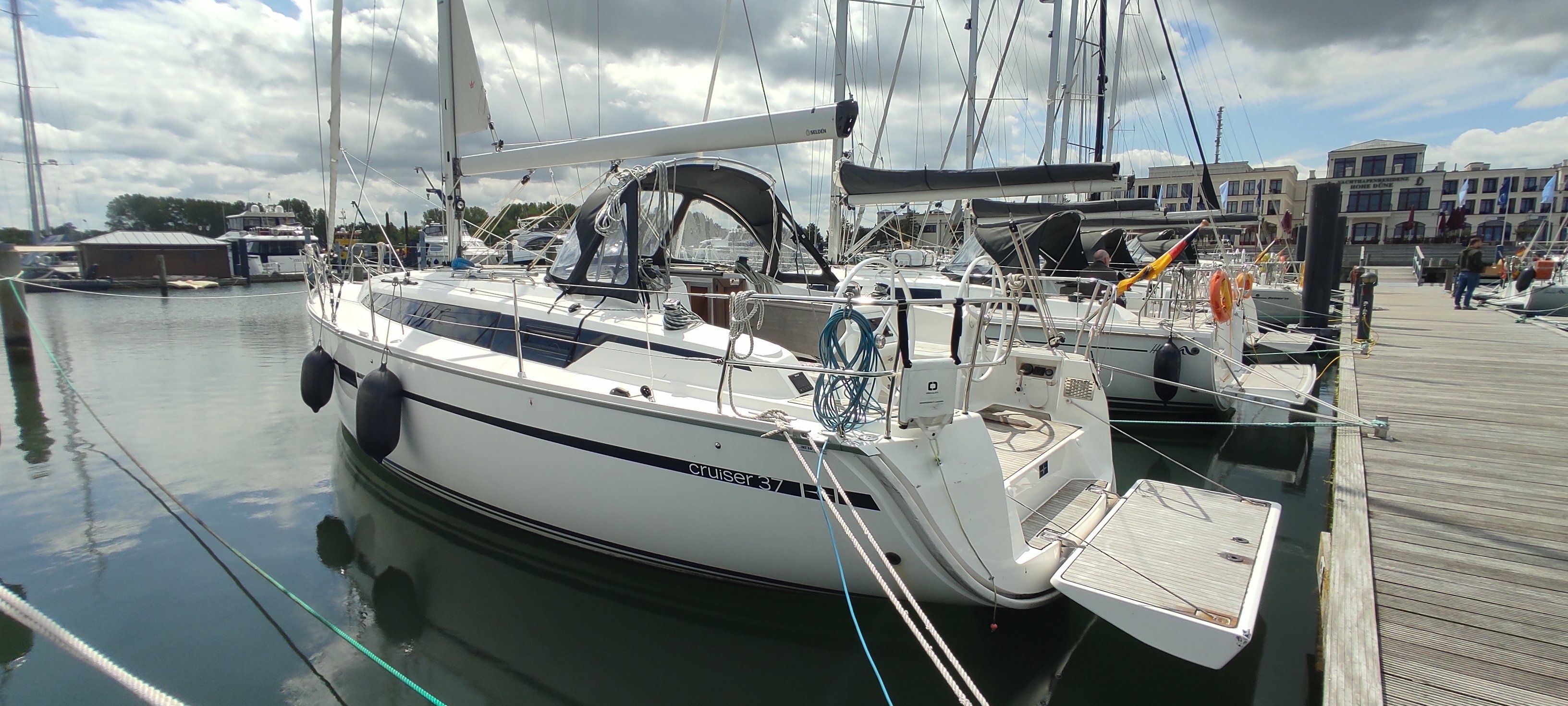 Bavaria Cruiser 37 | Mola 20-3 R Breege