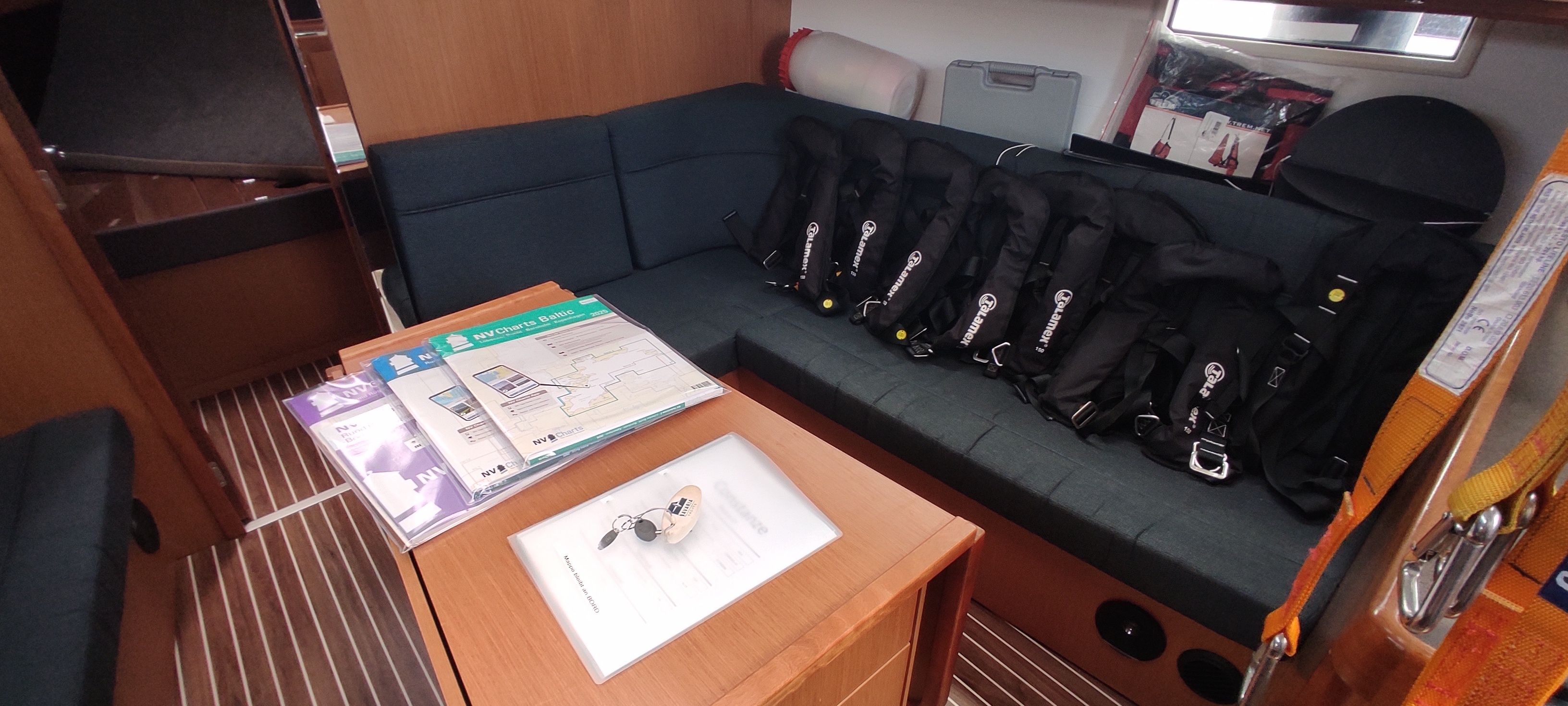 Bavaria Cruiser 37 | Mola 20-3 R Breege