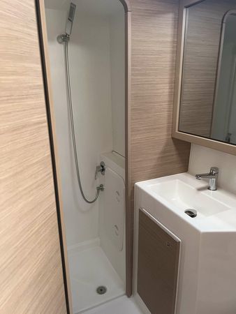 Lagoon 42 | Top Light