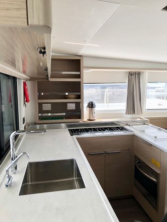 Lagoon 46 | Venice Beach