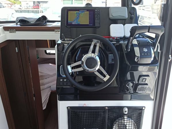 Jeanneau Merry Fisher 895 | Surprise
