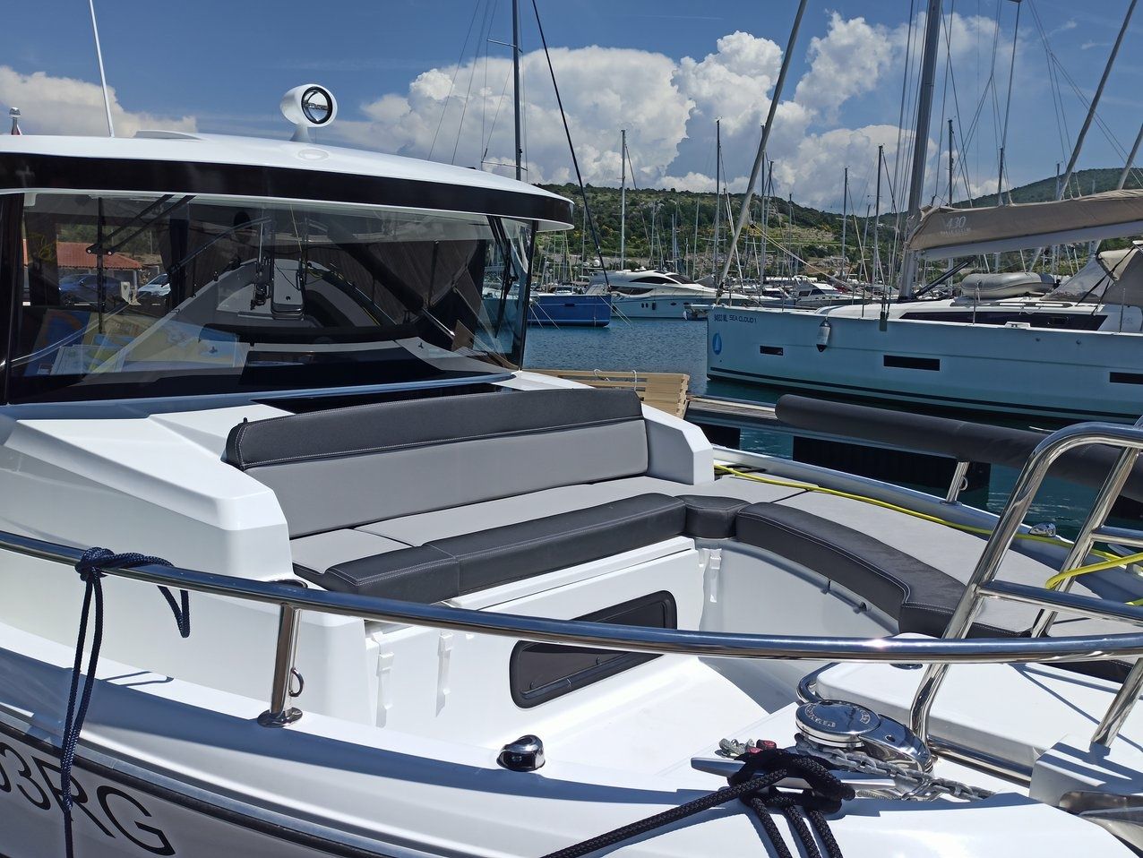 Jeanneau Merry Fisher 895 | Surprise