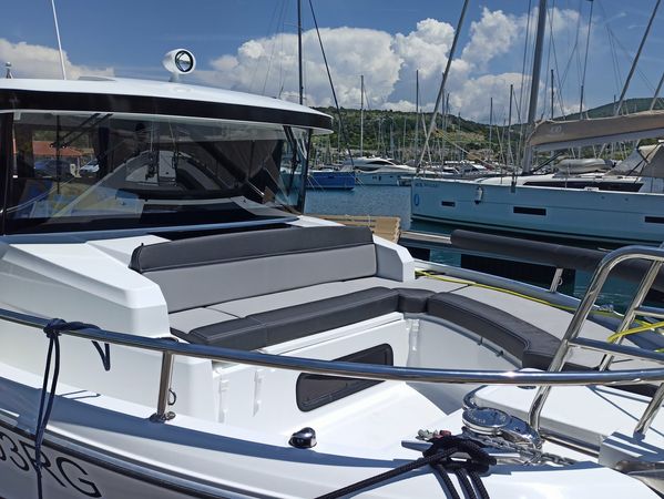 Jeanneau Merry Fisher 895 | Surprise