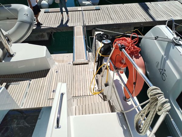 Bali 4.6 | Sunny