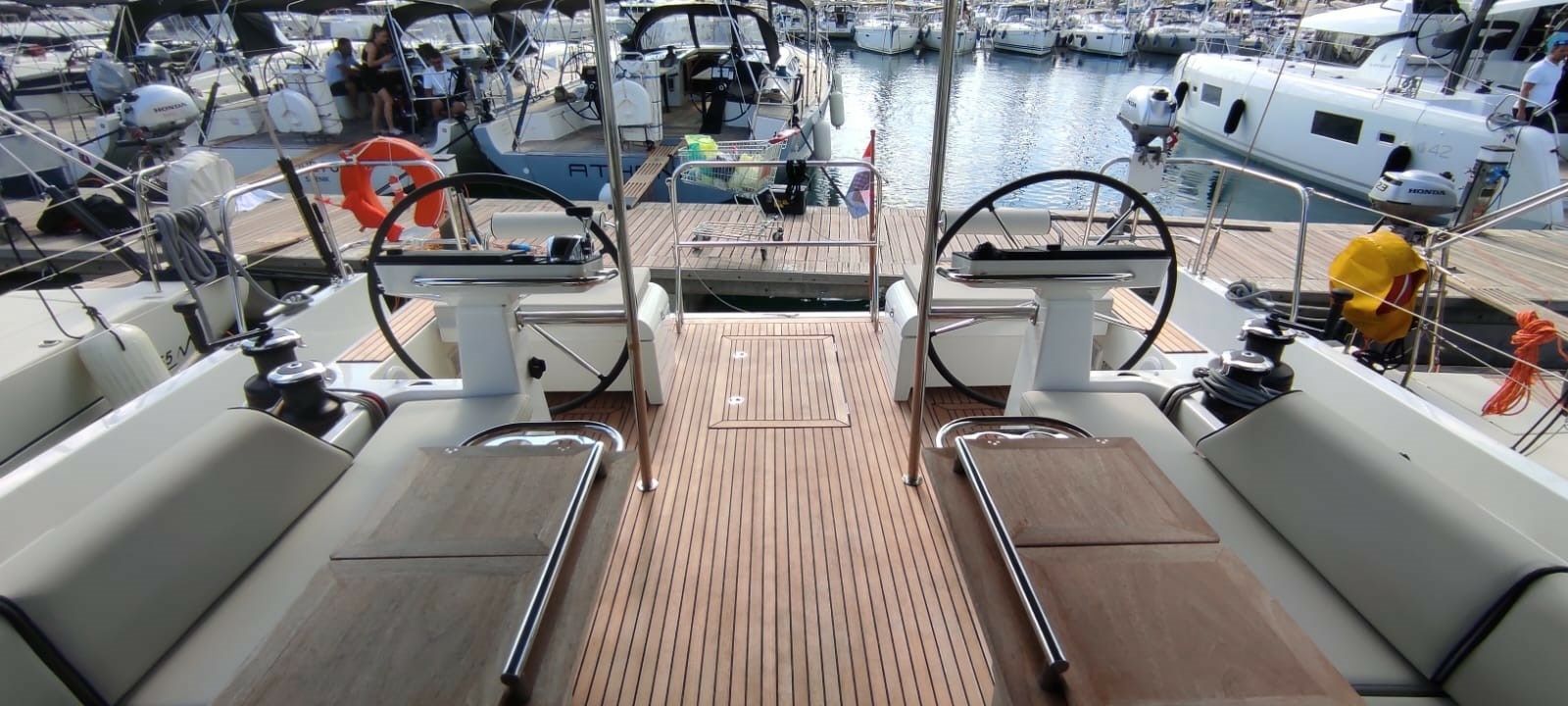 Beneteau Oceanis 54 | Spring Song