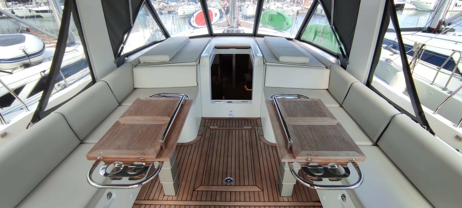 Beneteau Oceanis 54 | Spring Song