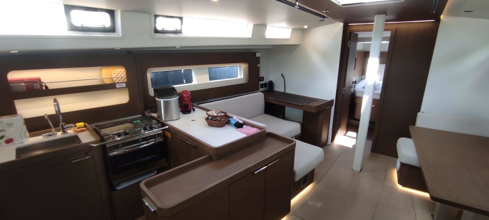 Beneteau Oceanis 54 | Spring Song