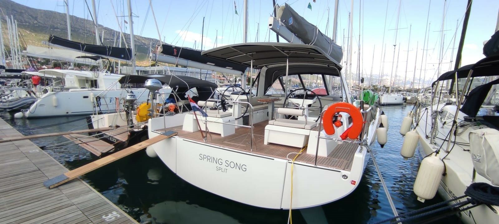 Beneteau Oceanis 54 | Spring Song