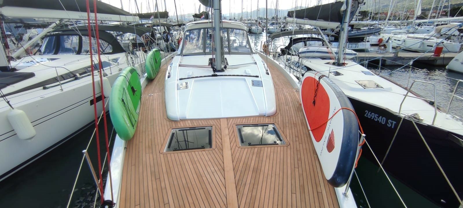 Beneteau Oceanis 54 | Spring Song