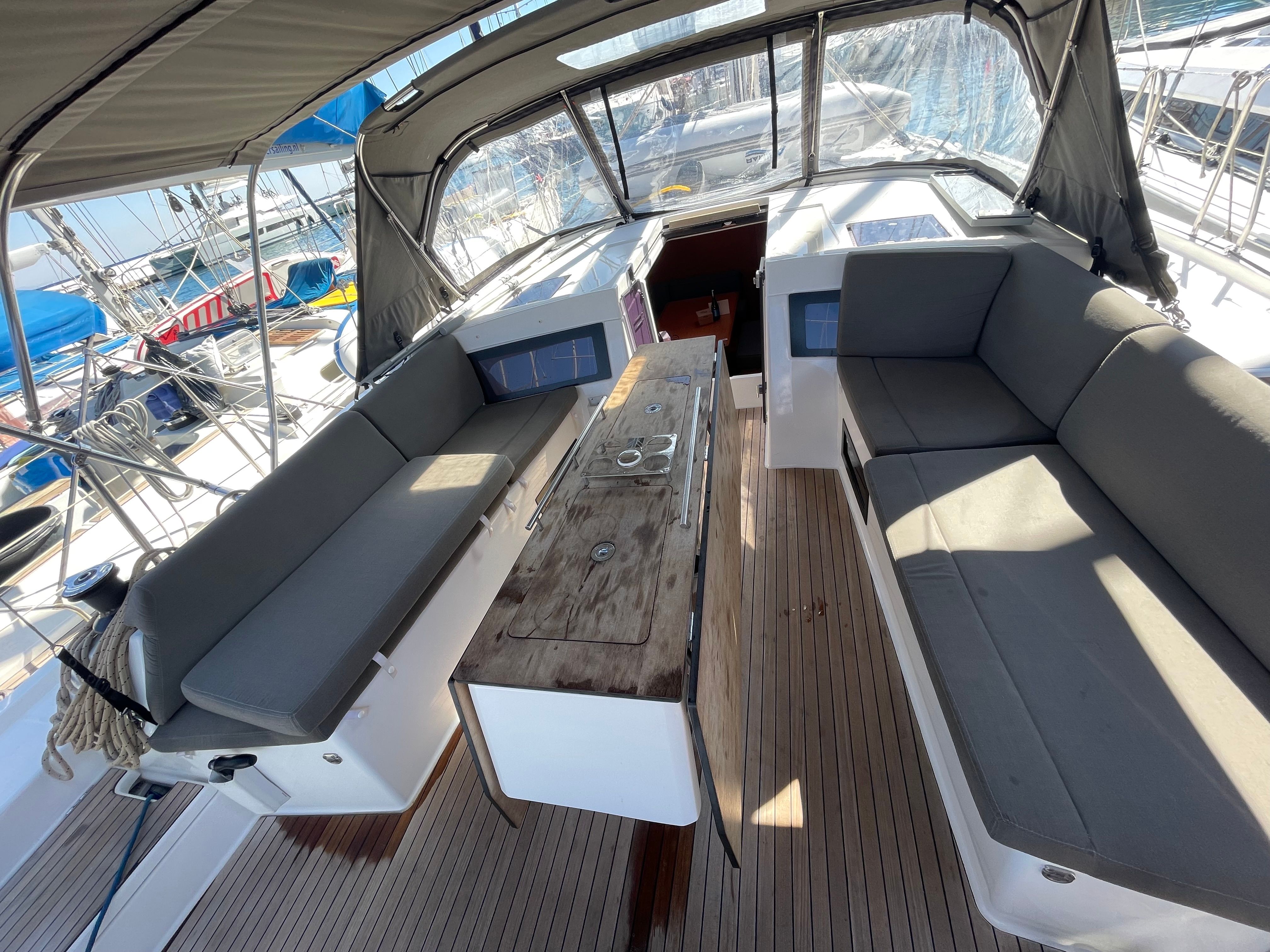 Dufour 470 | Aqua Azzuro