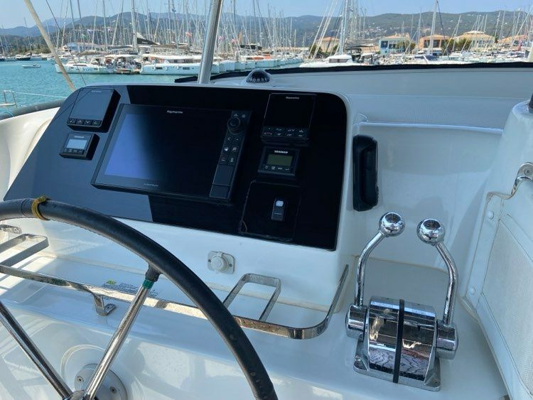 Lagoon 42 | Magellan