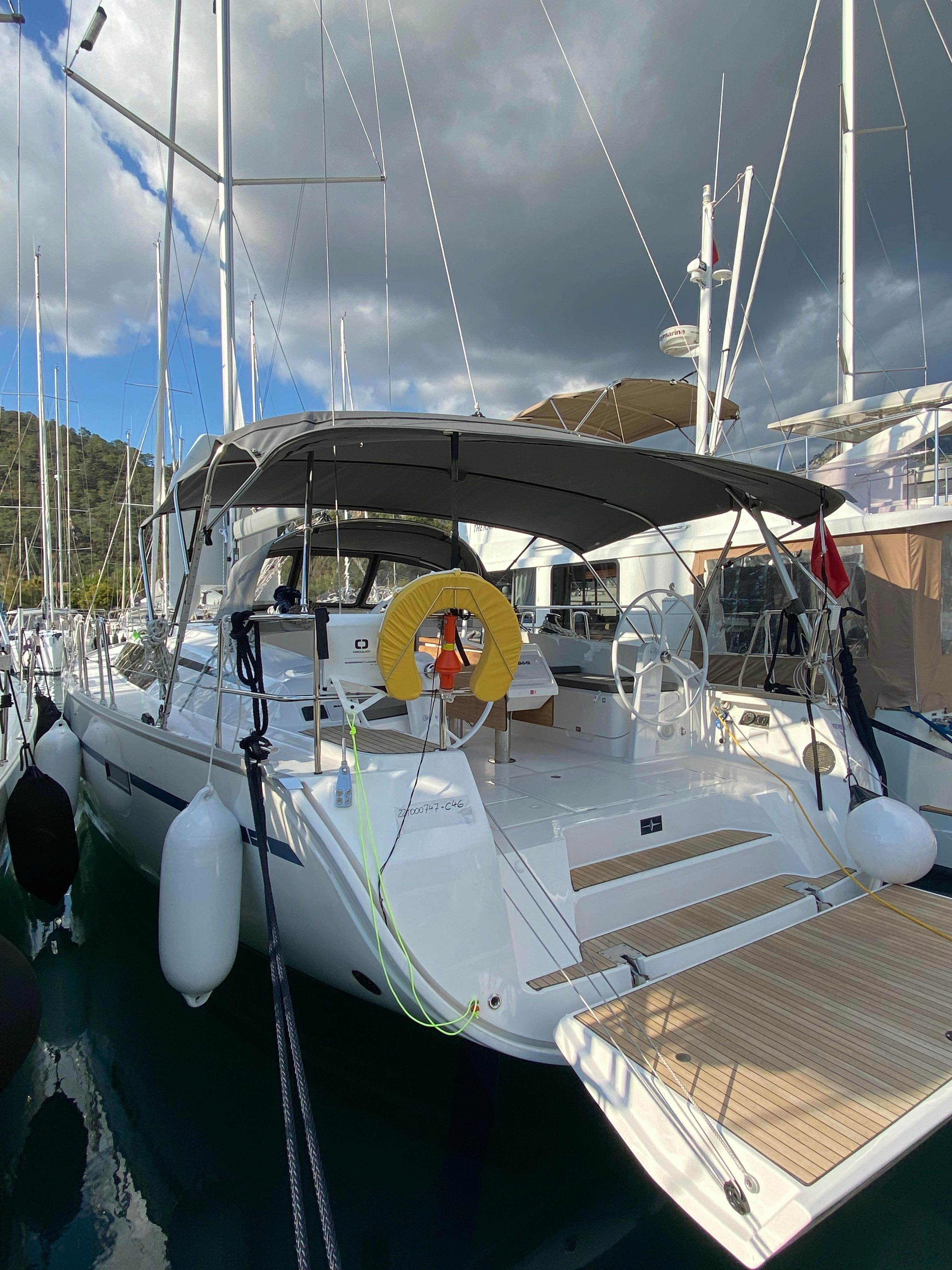 Bavaria Cruiser 46 | Northberry Blu