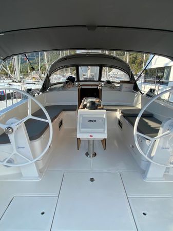 Bavaria Cruiser 46 | Northberry Blu