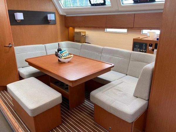 Bavaria Cruiser 46 | Northberry Blu