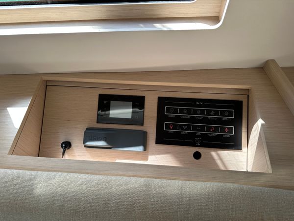 Beneteau Oceanis 46.1 | Logos