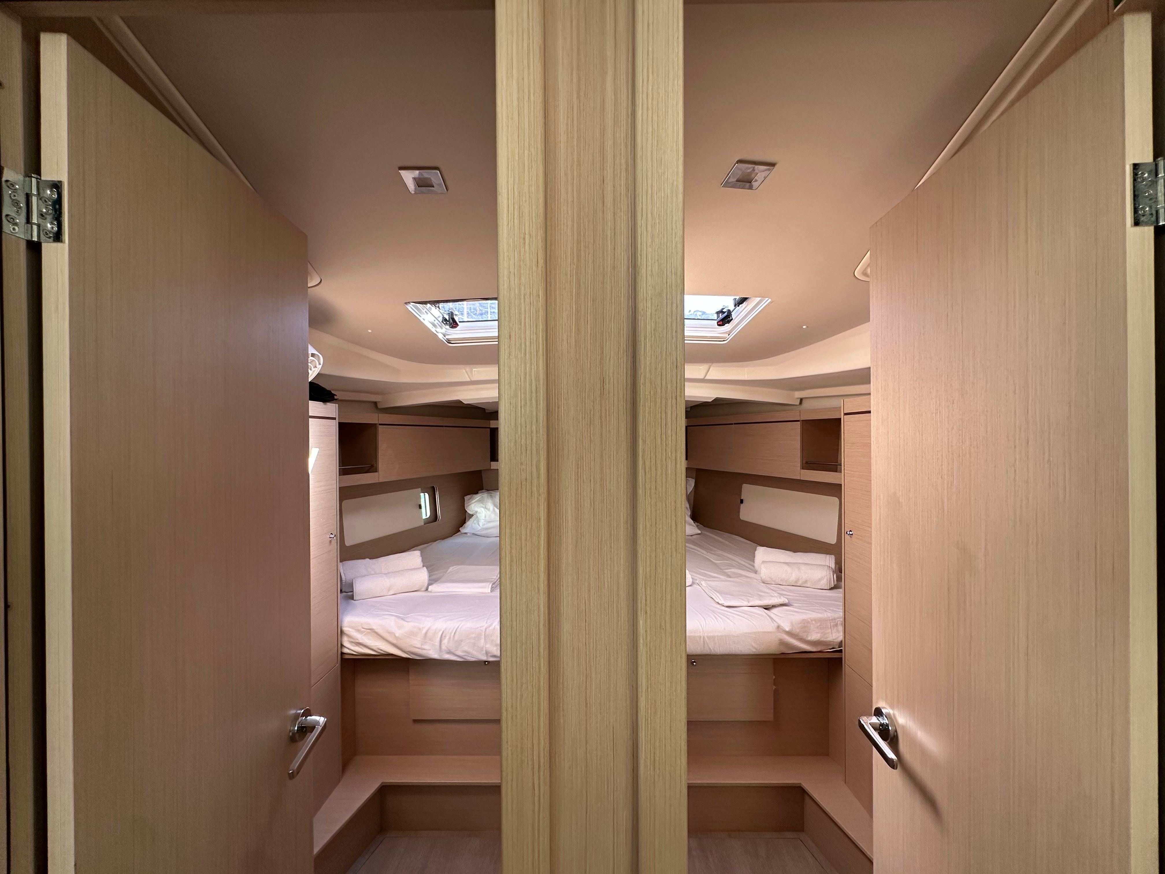 Beneteau Oceanis 46.1 | Logos