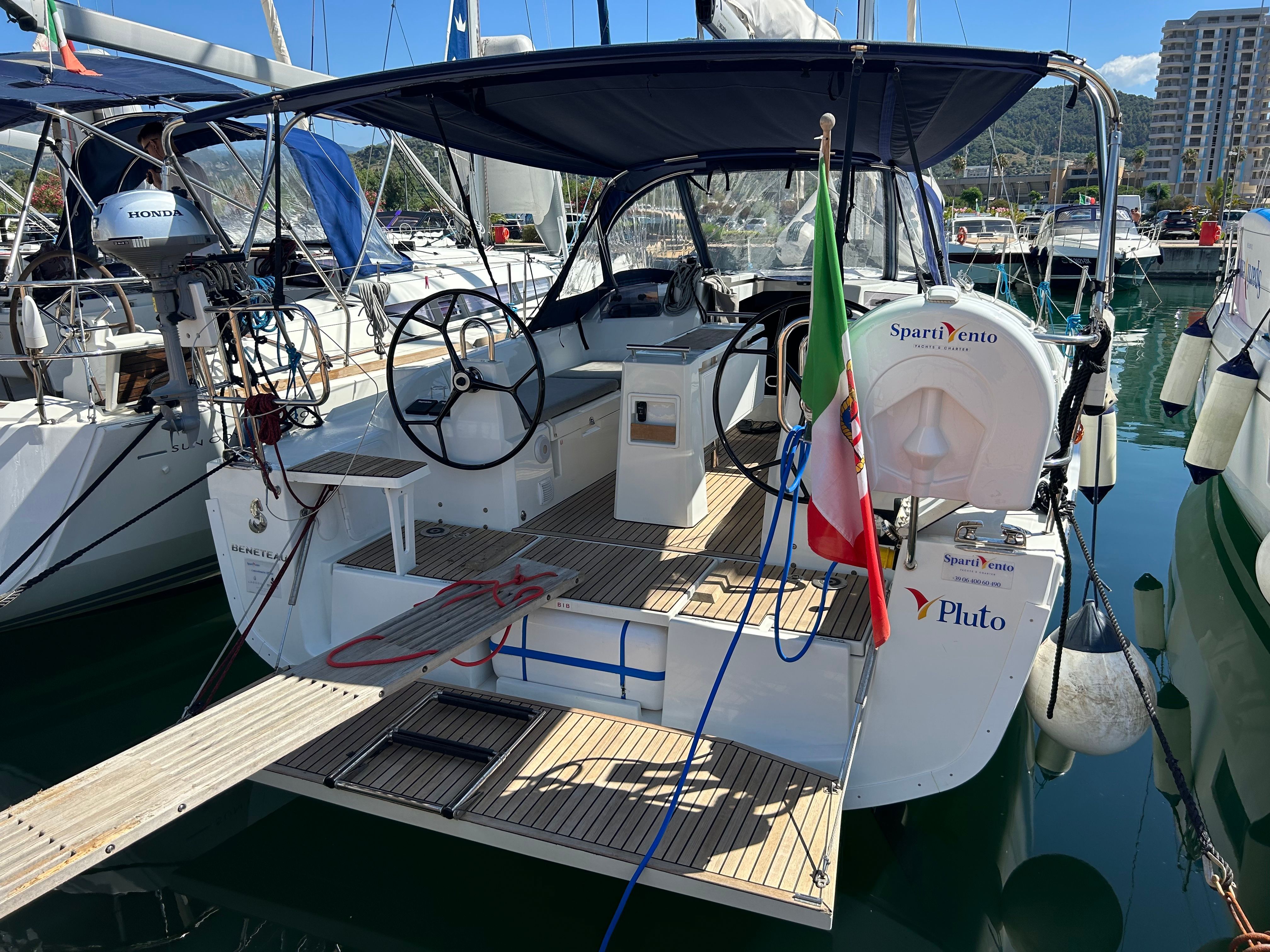 Beneteau Oceanis 34.1 | Pluto