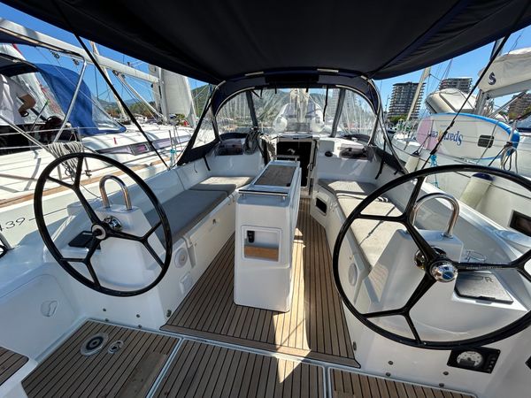 Beneteau Oceanis 34.1 | Pluto