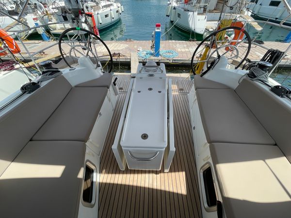 Jeanneau Sun Odyssey 410 | Star Rene