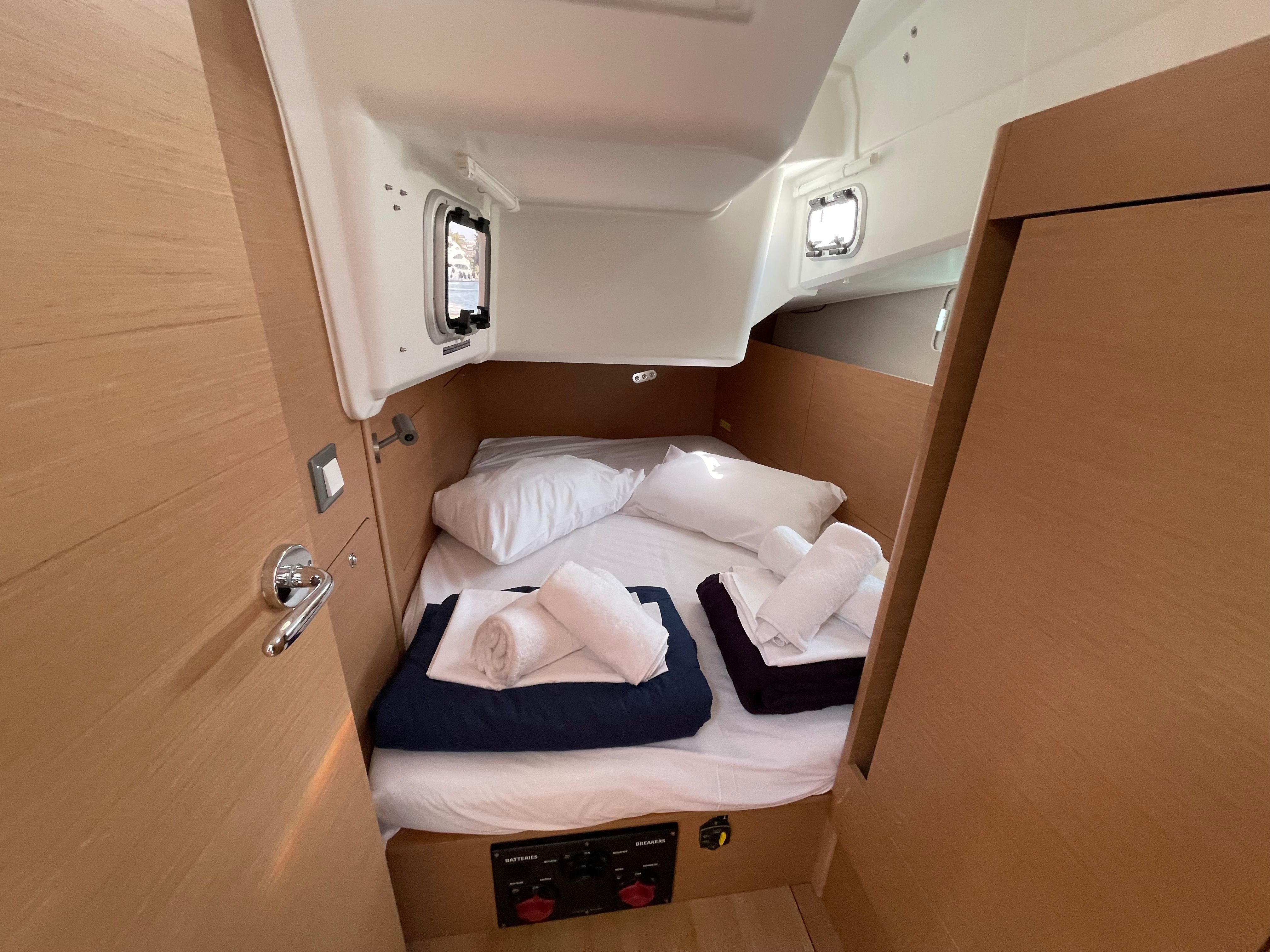 Jeanneau Sun Odyssey 410 | Star Rene