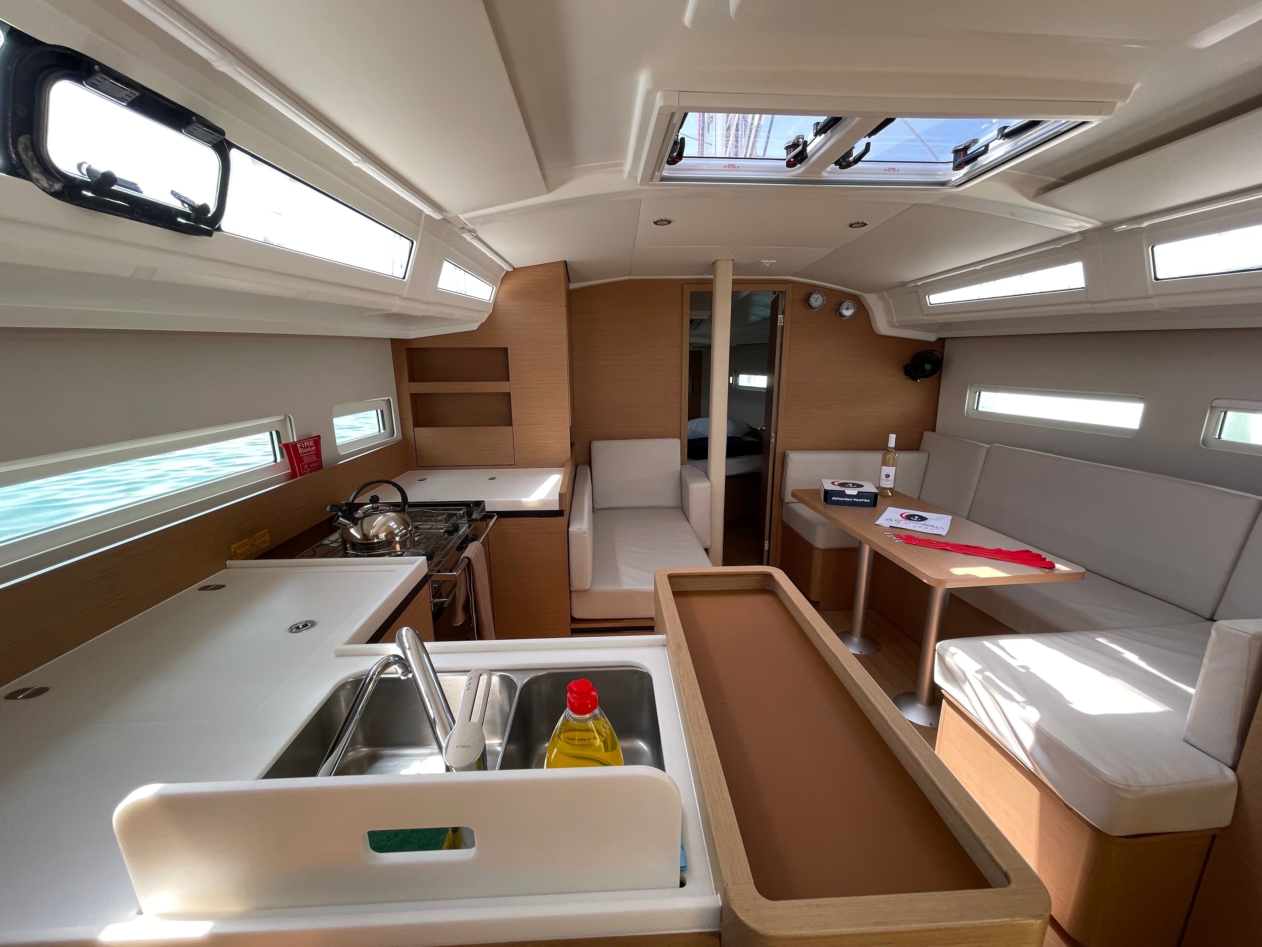 Jeanneau Sun Odyssey 410 | Star Rene