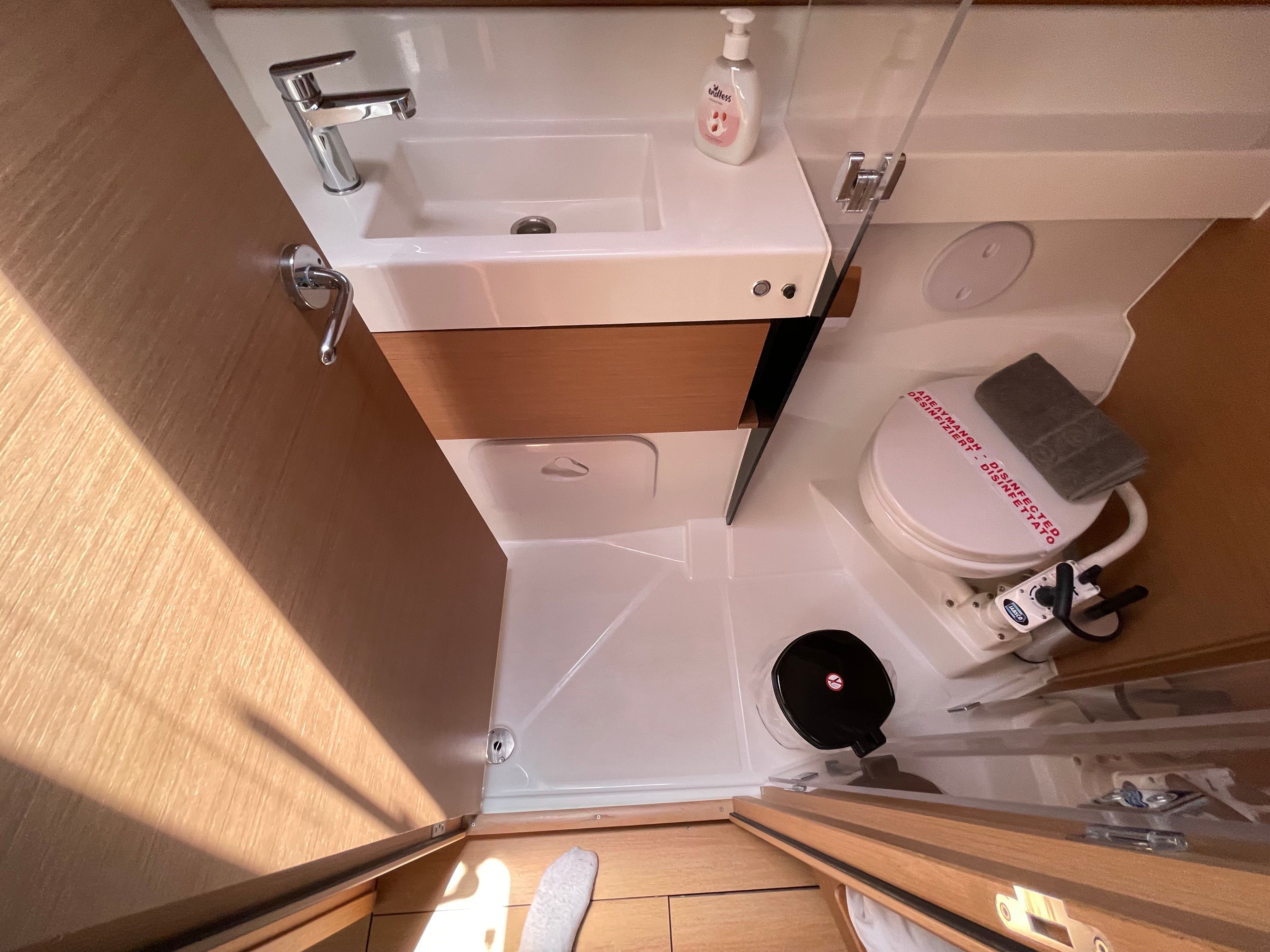 Jeanneau Sun Odyssey 410 | Star Rene