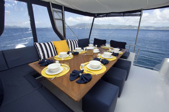Fountaine Pajot Victoria 67 | Nenne