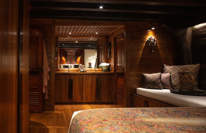 Custom Built Phinisi | Silolona