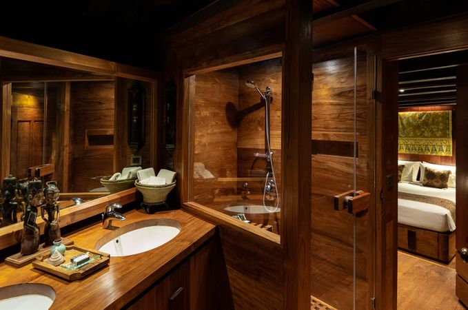 Custom Built Phinisi | Silolona