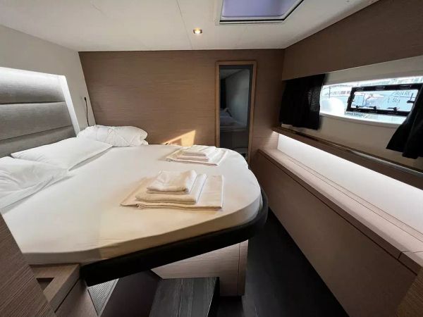 Fountaine Pajot Tanna 47 | Andy