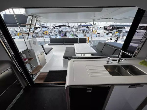 Fountaine Pajot Elba 45 | Santa Maria