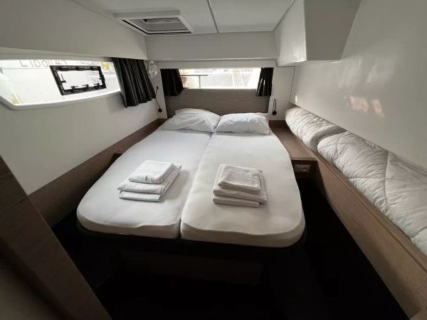 Fountaine Pajot Elba 45 | Santa Maria