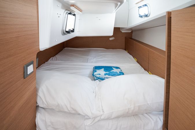 Jeanneau Sun Odyssey 380 | Phoenix
