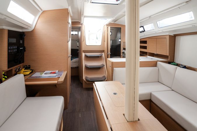Jeanneau Sun Odyssey 380 | Phoenix