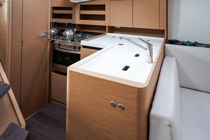 Jeanneau Sun Odyssey 380 | Phoenix