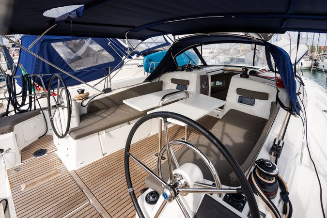 Jeanneau Sun Odyssey 380 | Phoenix