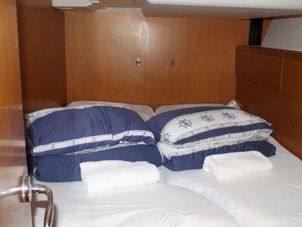 Jeanneau 53 | Madeleine