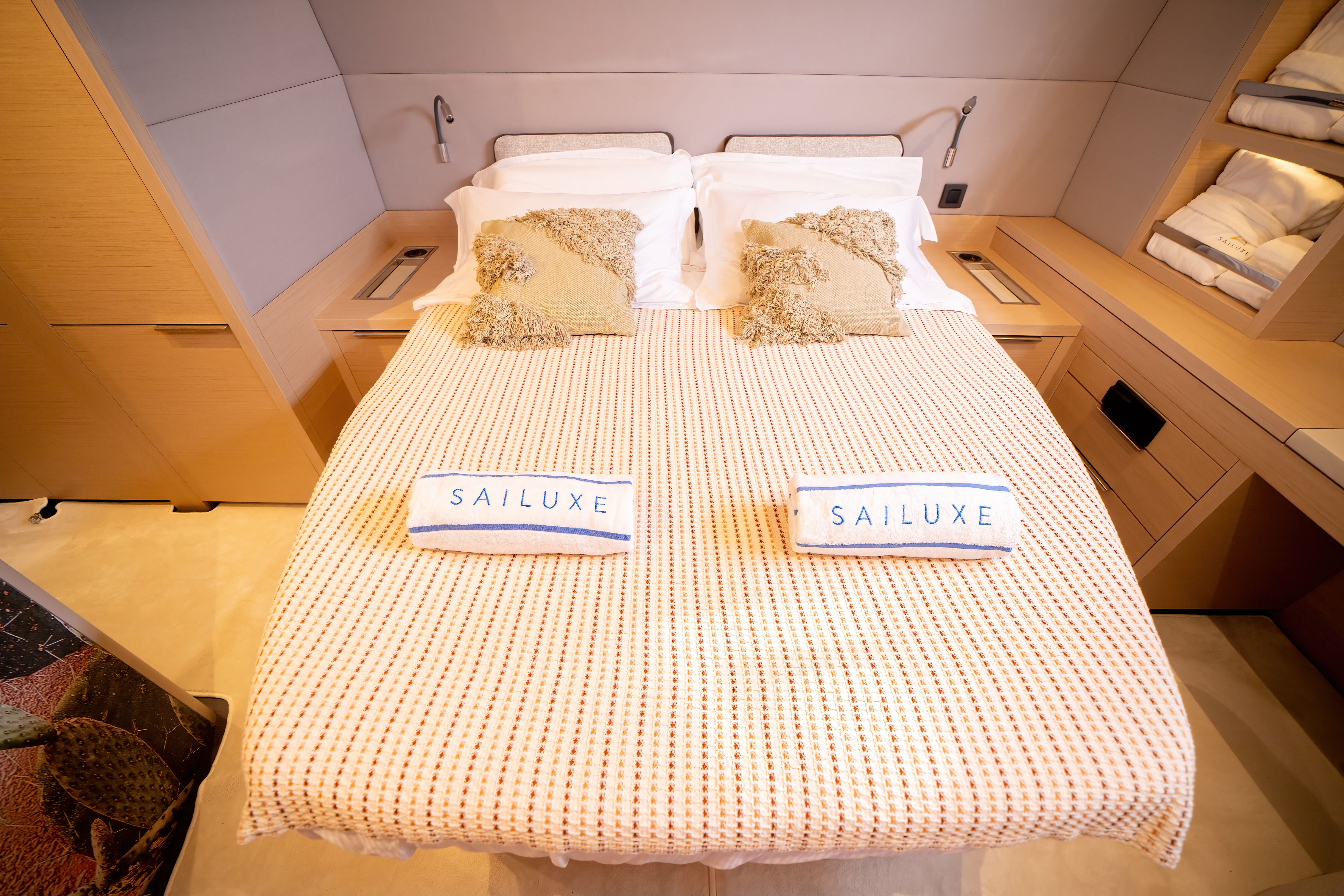 Lagoon 55 | Strafico