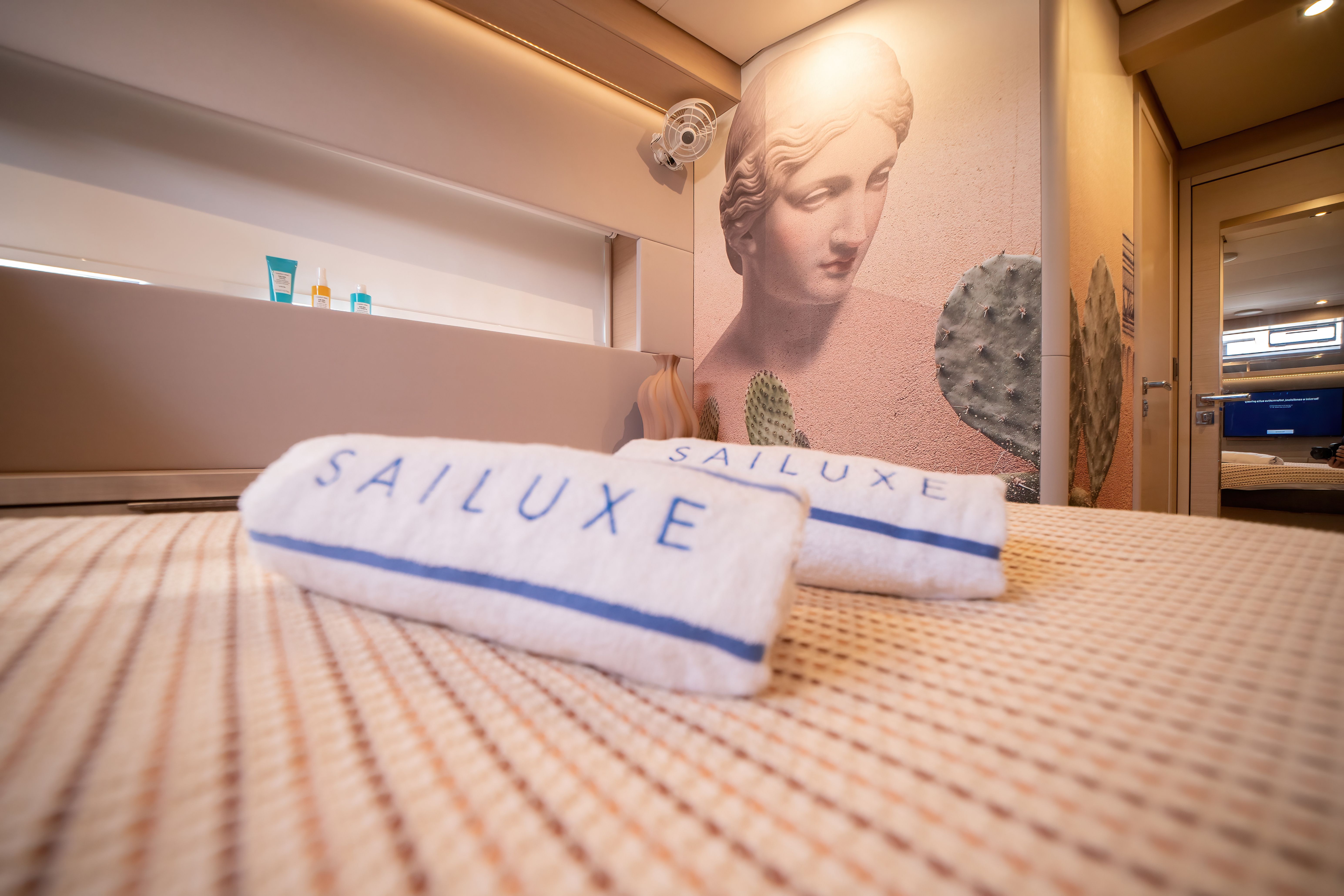 Lagoon 55 | Strafico