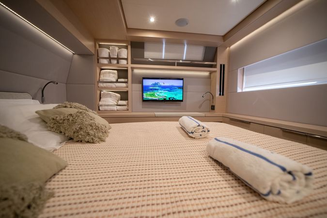 Lagoon 55 | Strafico