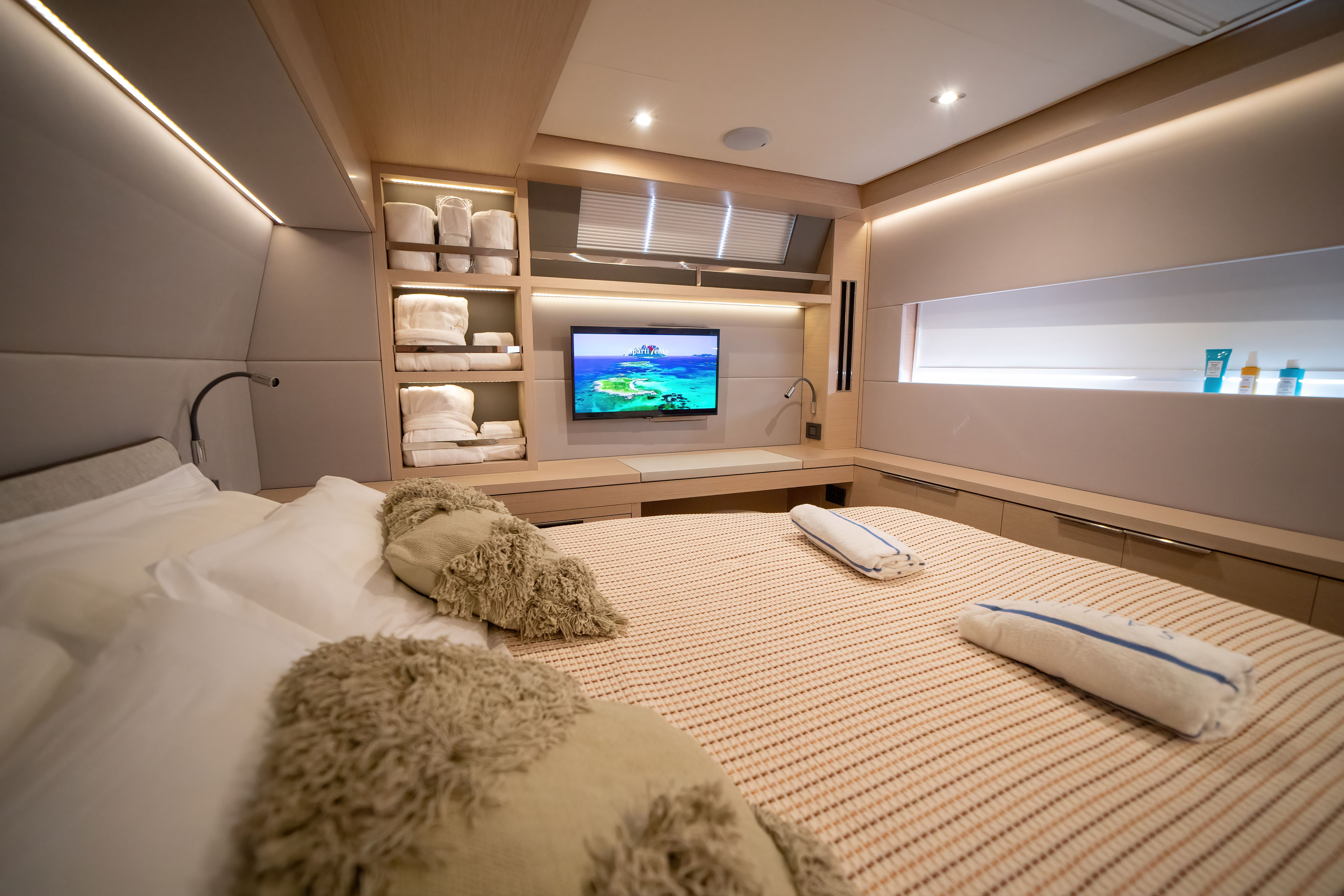 Lagoon 55 | Strafico