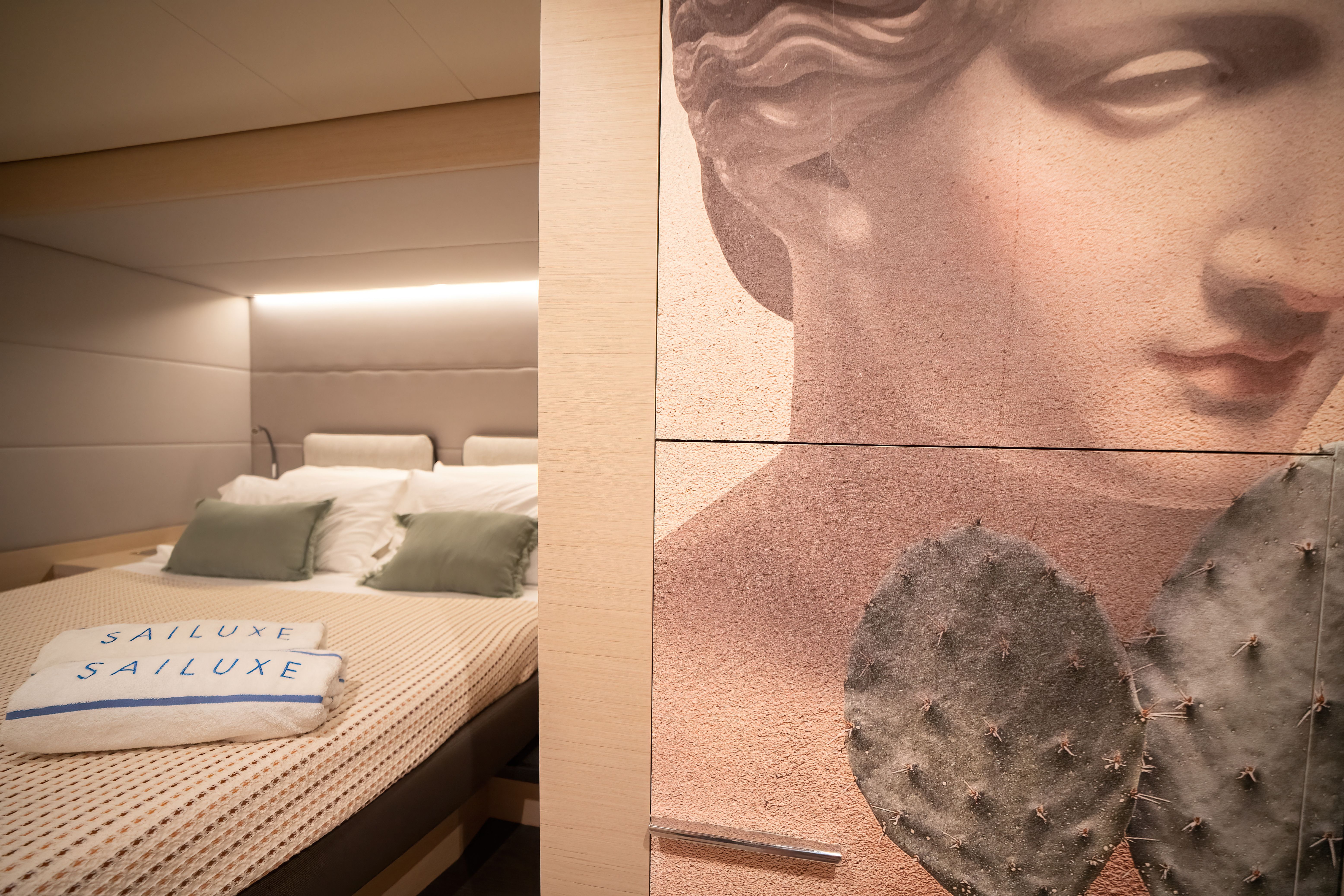 Lagoon 55 | Strafico