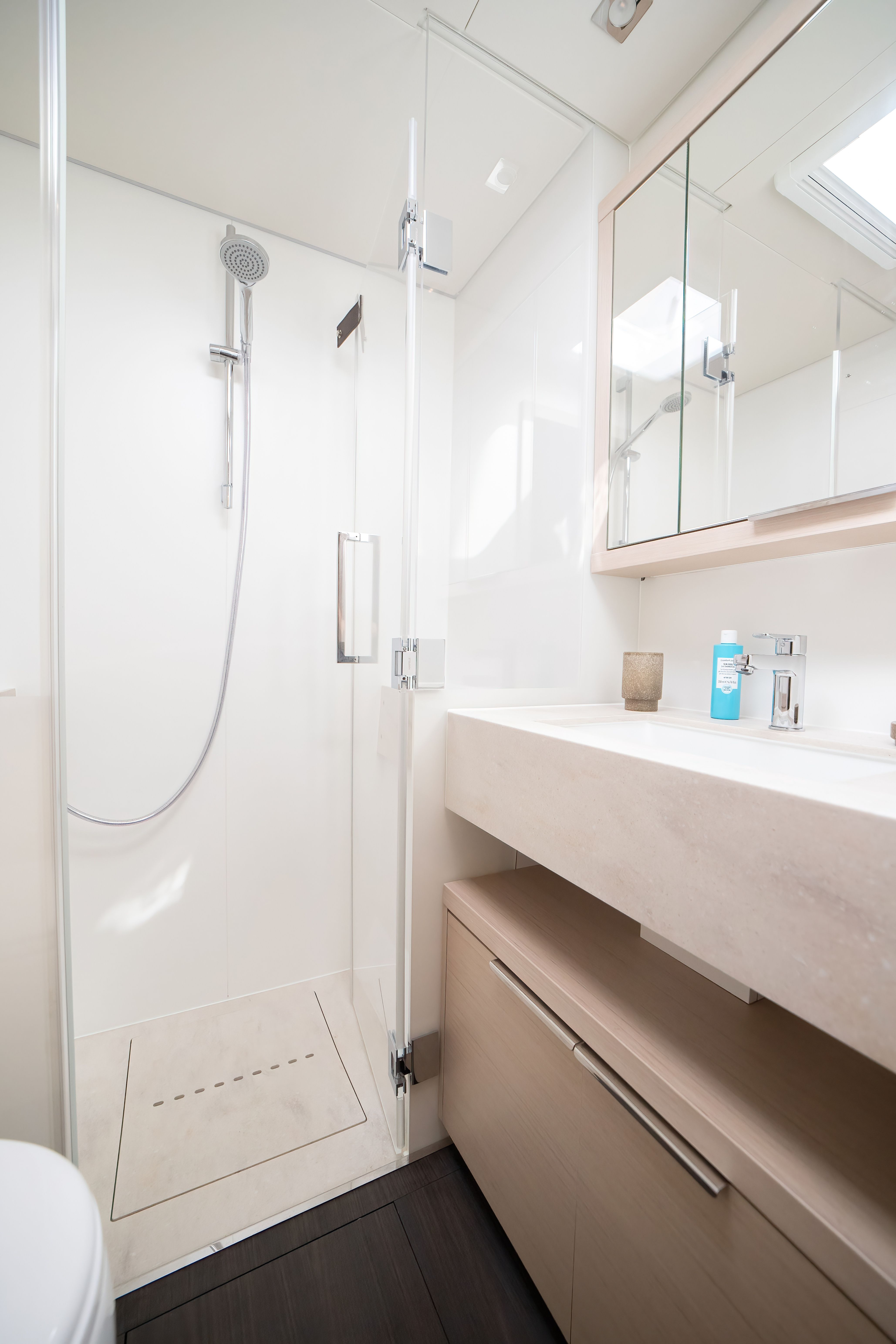 Lagoon 55 | Strafico