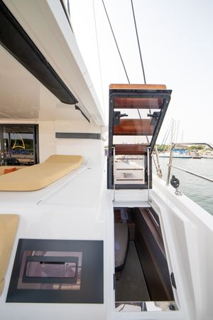 Lagoon 55 | Strafico