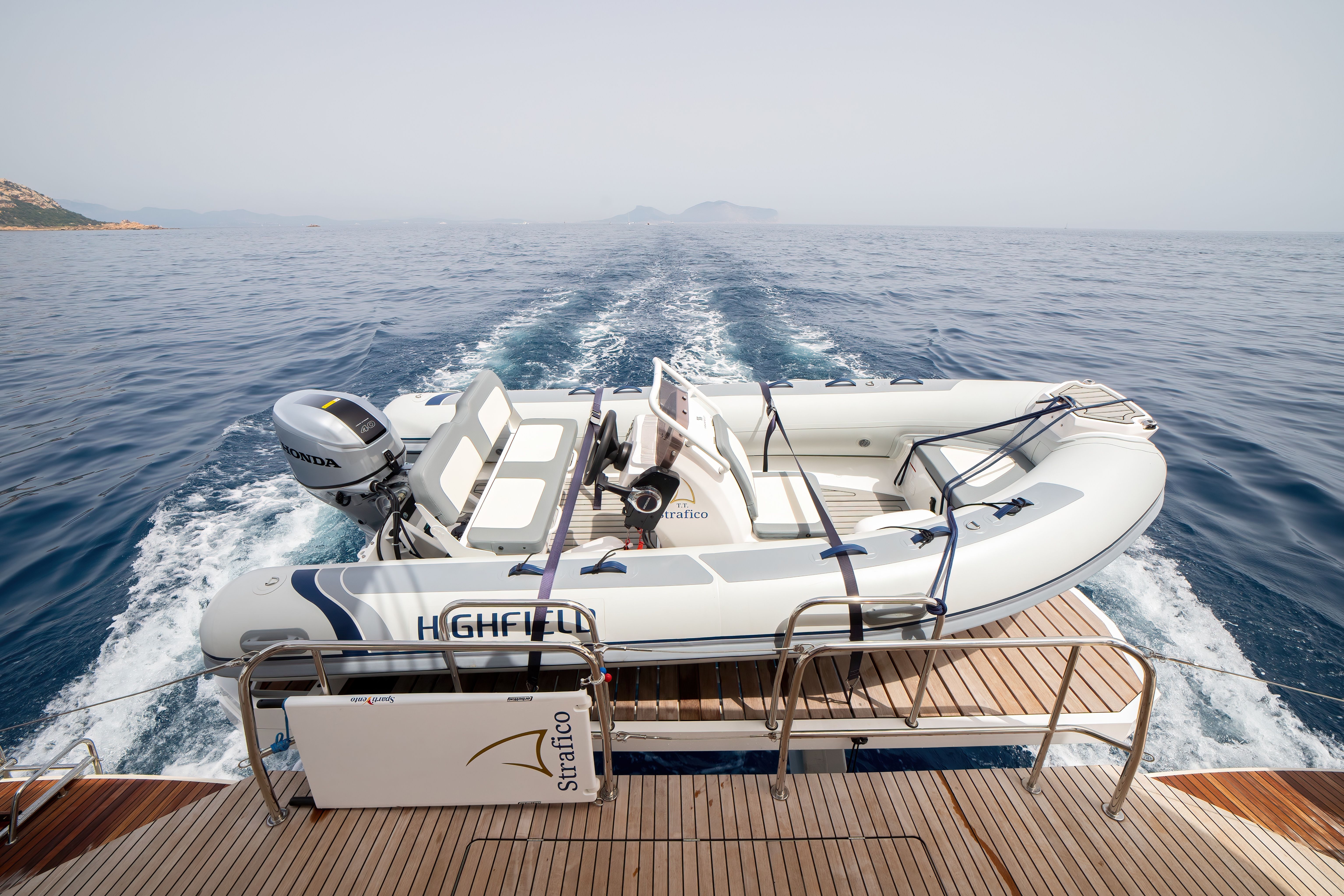 Lagoon 55 | Strafico