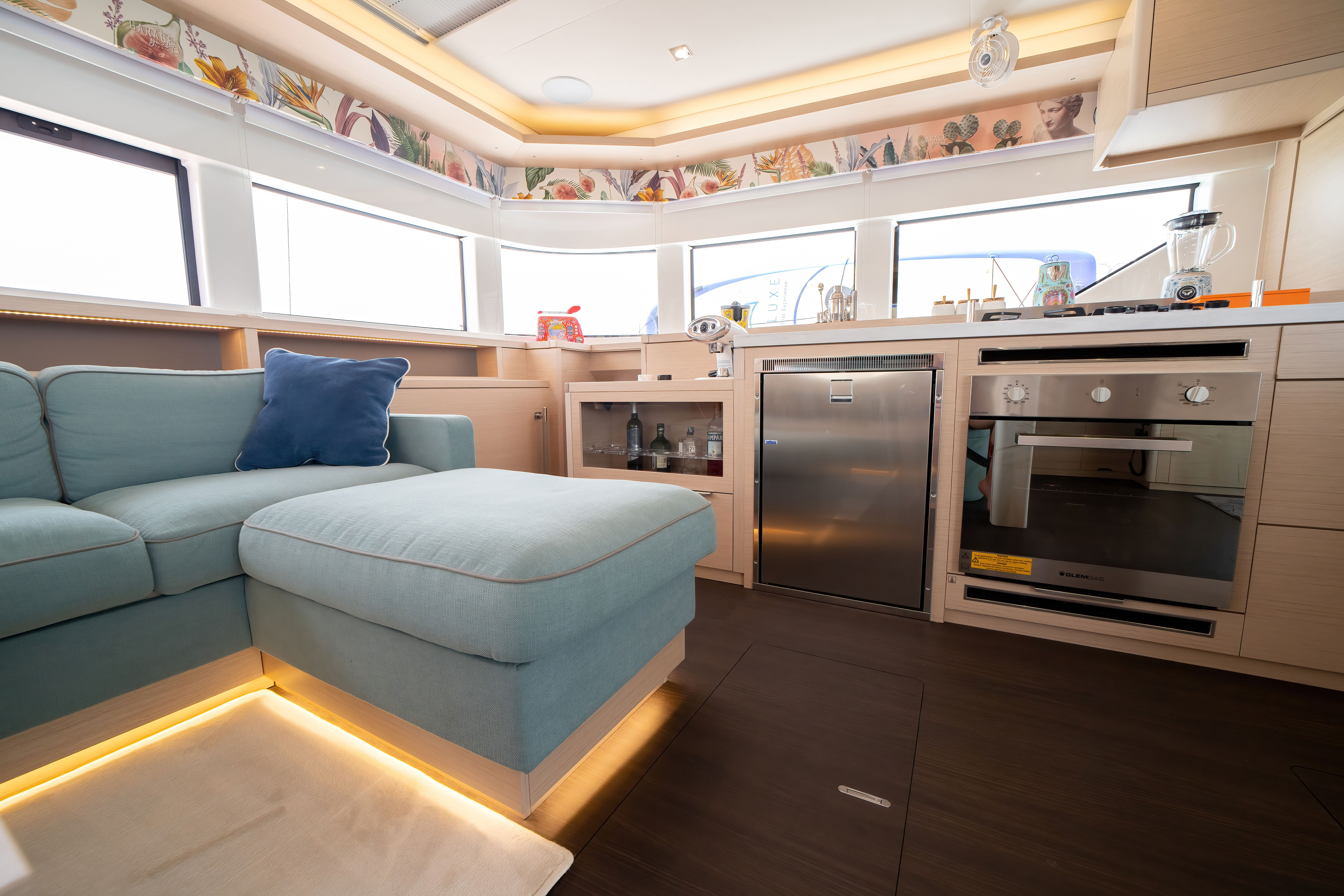 Lagoon 55 | Strafico